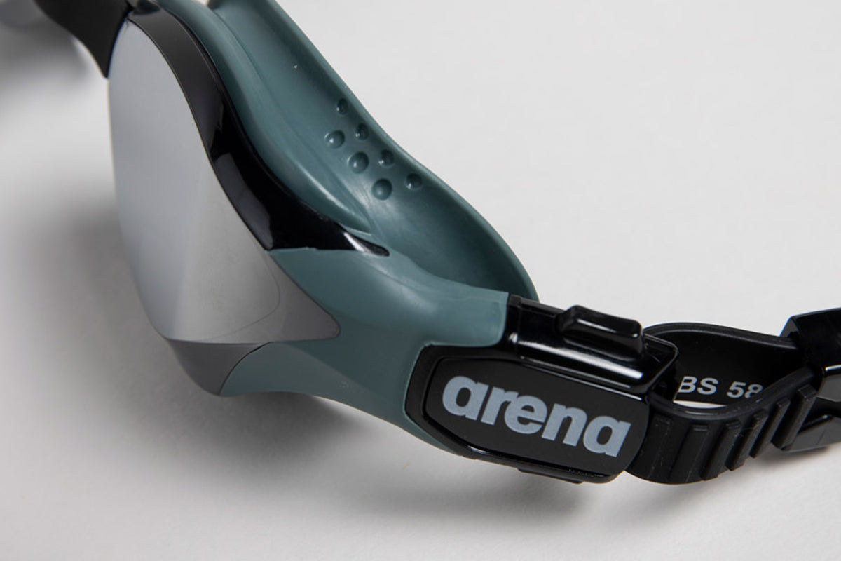 Arena - Cobra Tri Swipe Mirror Triathlon Goggles - Silver/Army
