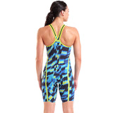 Arena - Aqua Gleam Limited Edition Women's Closed-Back Powerskin Carbon Air3 Kneeskin – Aqua/Gleam