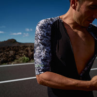 Zone3 - Men's Lava Long Distance Short Sleeve Aero Trisuit - White/Gravel