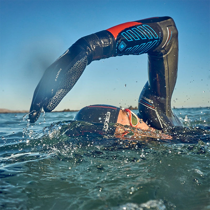 Zone3 - Neoprene Swim Cap - Black/Red