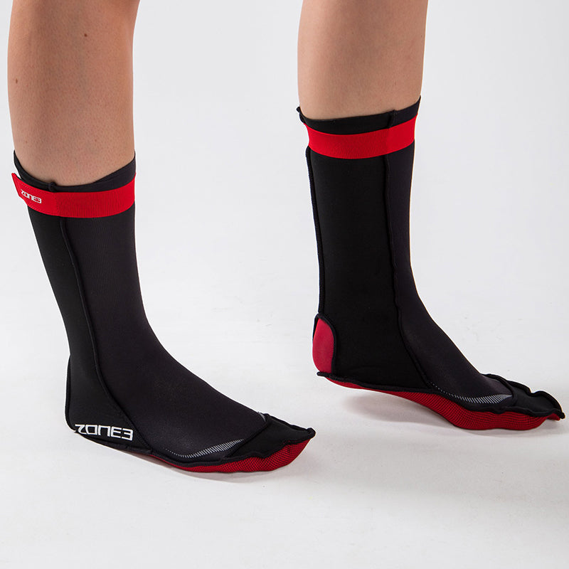 Zone3 - Neoprene Swim Socks - Black/Red